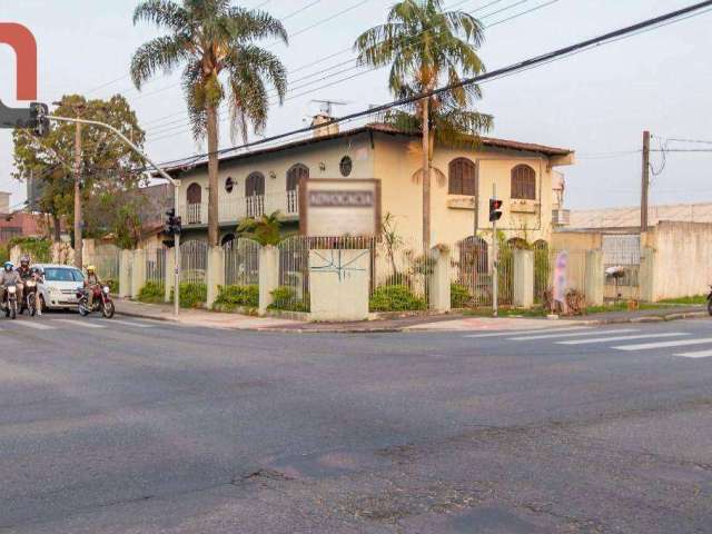 Casa com 3 dormitórios à venda, 308 m² por R$ 1.900.000,00 - Boqueirão - Curitiba/PR