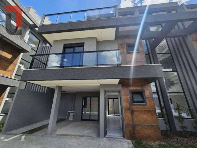 Sobrado Triplex à venda por R$ 829.000 - Boqueirão - Curitiba/PR