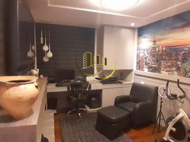 Apartamento com 3 dormitórios de 160m²