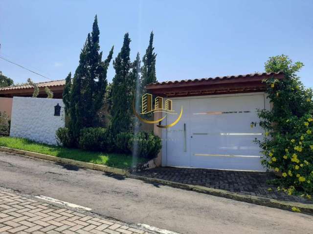 Chácara à venda em Limeira-SP: 3 quartos, 1 suíte, 2 salas, 3 banheiros, 6 vagas de garagem, 307m² no Jd. Chácaras Morro Alto!