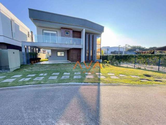 Casa com 3 dormitórios sendo 3 suítes à venda, 212 m² por R$ 1.390.000 - Rio Vermelho - Florianópolis/SC