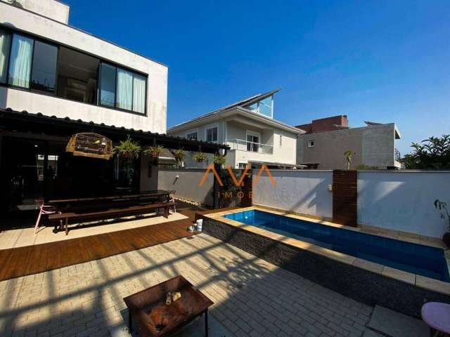 Casa com 3 dormitórios, sendo 3 suites à venda por R$ 1.750.000 - Cachoeira do Bom Jesus - Florianópolis/SC