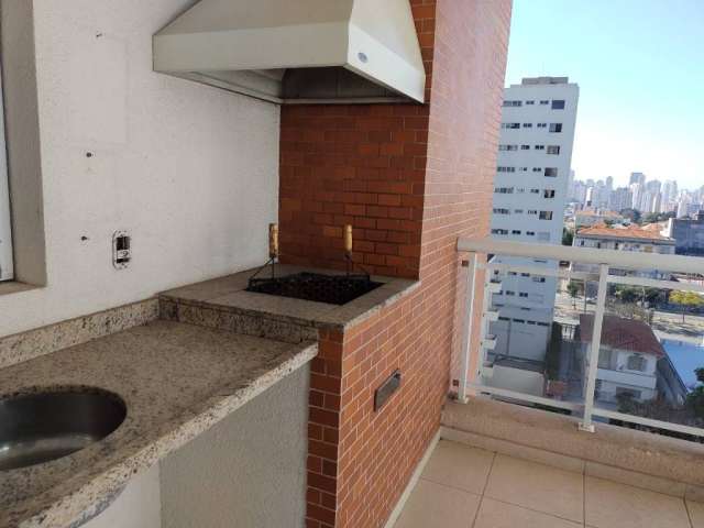 Apartamento com churrasqueira na varanda próximo ao Metrô Santa Cruz