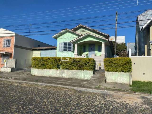 Casa no Orfãs - Terreno 490m²