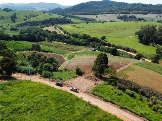 Casa de condomínio para venda tem 500 metros quadrados em Alvinópolis - Atibaia - SP