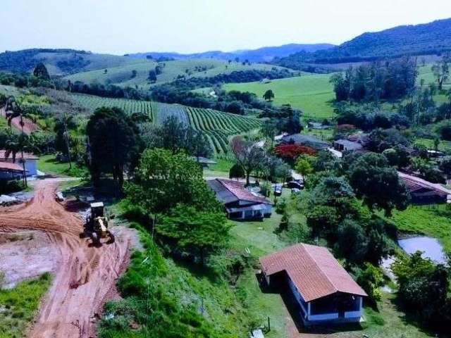 Casa de condomínio para venda tem 500 metros quadrados em Alvinópolis - Atibaia - SP