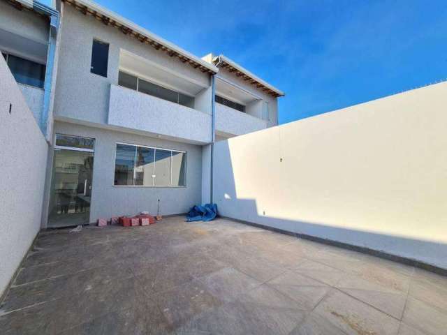 Casa Geminada para Venda em Belo Horizonte, Santa Mônica, 3 dormitórios, 1 suíte, 1 banheiro, 2 vagas