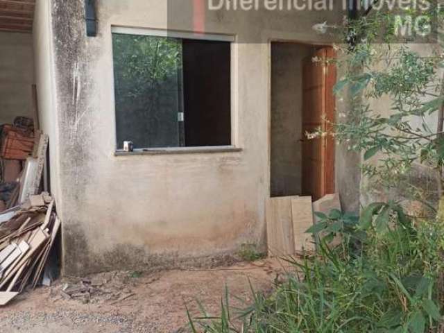 Casa para Venda em Esmeraldas, Monte Sinai, 3 dormitórios, 1 suíte, 2 banheiros, 2 vagas