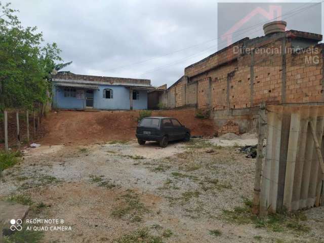 Casa para Venda em Esmeraldas, Recanto Verde, 2 dormitórios, 1 banheiro, 2 vagas