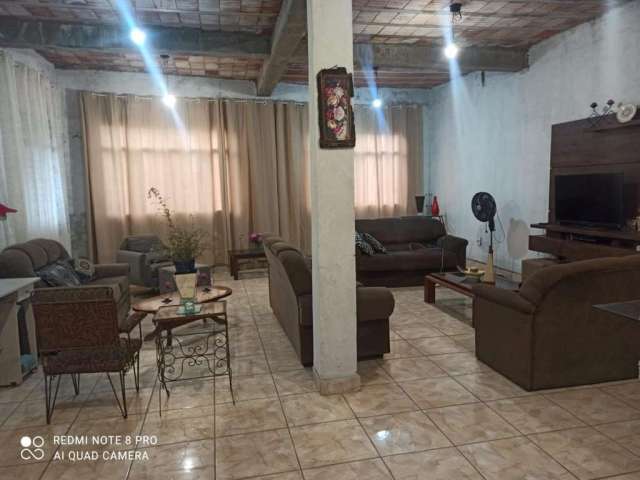 Casa para Venda em Contagem, Retiro, 2 dormitórios, 1 suíte, 2 banheiros