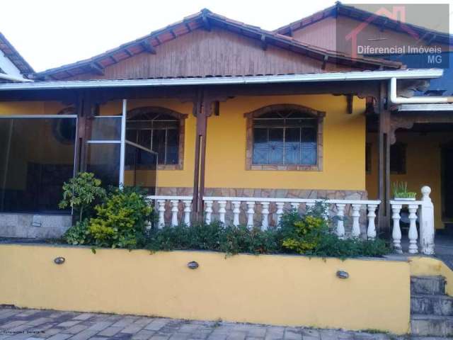 Casa para Venda em Contagem, Santa Helena, 3 dormitórios, 1 suíte, 2 banheiros, 2 vagas