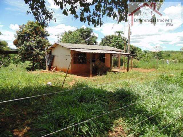 Fazenda para Venda em Curvelo, Área Rural, 2 dormitórios, 1 banheiro