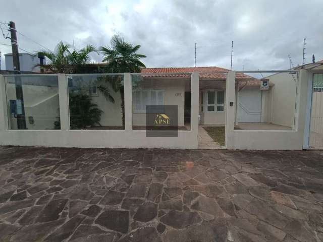 Casa  a venda, piscina, 3 dormitórios/1 suíte, Bairro Cinco colonias em Canoas