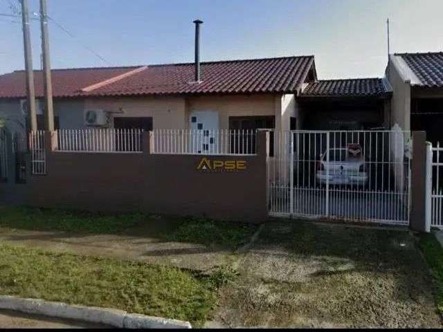 Casa térrea a venda, 2 dormitórios/1 suíte, bairro Olaria em Canoas