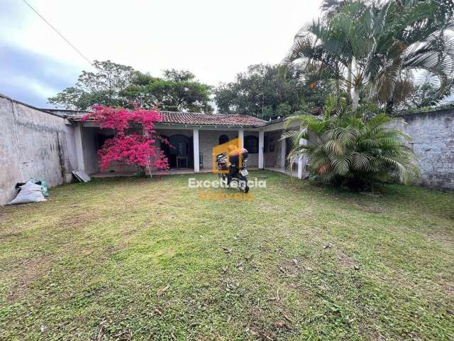 Casa com espaço terreno 250 metros do mar Matinhos