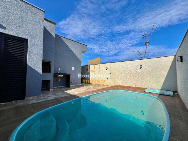 Casa 3 dormitórios com piscina no Nereidas