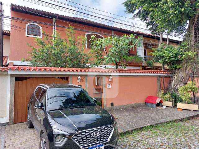 Excelente casa duplex na Freguesia com 198 m² parcialmente mobiliada.  Entrar e morar.