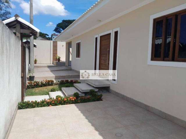 Casa com 3 dormitórios à venda, 250 m² por R$ 690.000,00 - Praca da Bandeira - Araruama/RJ