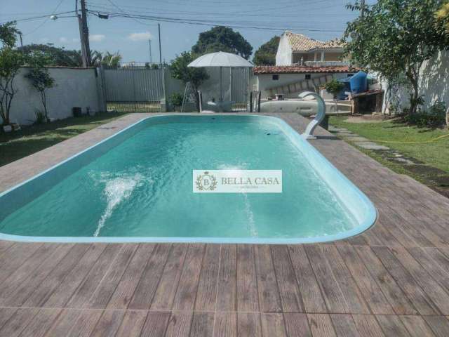 Casa com 3 dormitórios à venda, 200 m² por R$ 350.000,00 - Parati - Araruama/RJ