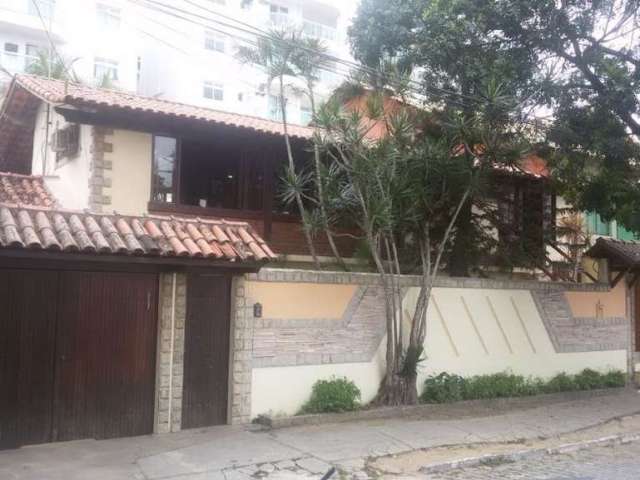 Casa com 3 dormitórios à venda por R$ 2.500.000,00 - Praia do Forte - Cabo Frio/RJ