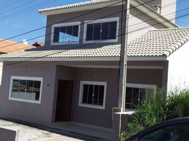 Casa com 4 dormitórios à venda por R$ 750.000,00 - Jardim Peró - Cabo Frio/RJ