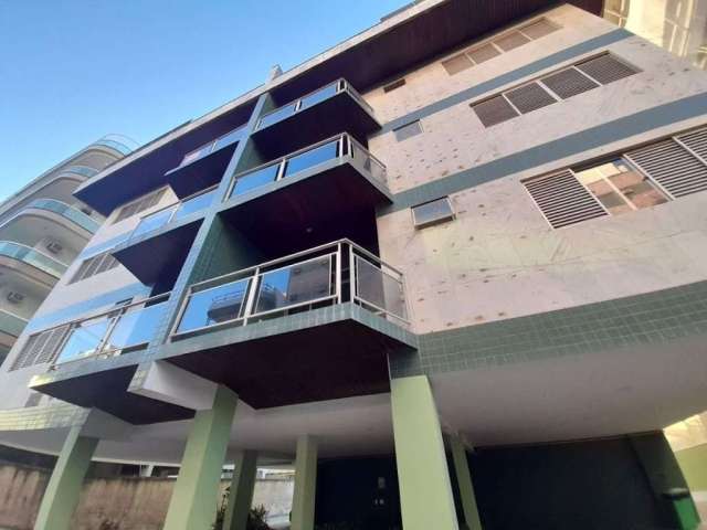 Cobertura com 4 dormitórios à venda, 156 m² por R$ 600.000,00 - Braga - Cabo Frio/RJ