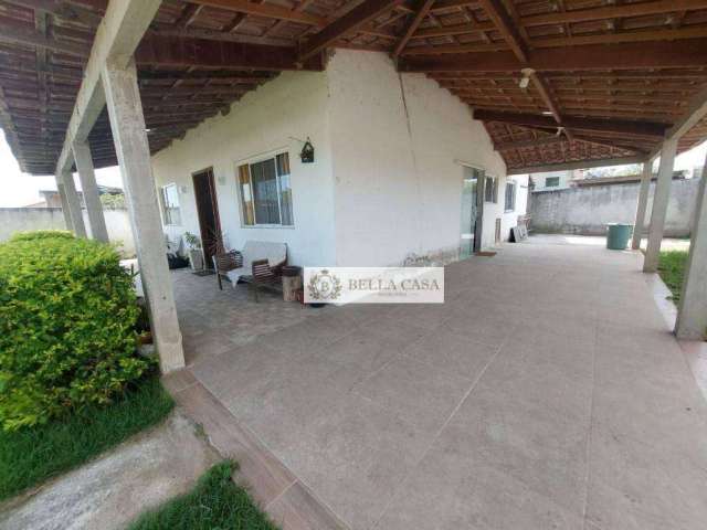 Casa com 2 dormitórios à venda, 130 m² por R$ 320.000,00 - Balneário - São Pedro da Aldeia/RJ