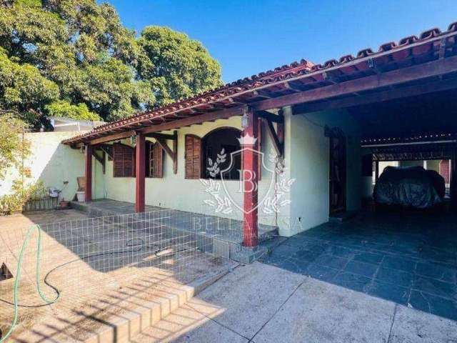 Casa com 3 dormitórios à venda, 180 m² por R$ 550.000,00 - Araruama - Araruama/RJ