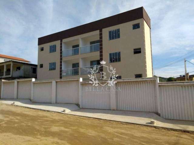 Apartamento com 2 dormitórios à venda, 65 m² por R$ 200.000 - Vinhateiro - São Pedro da Aldeia/RJ