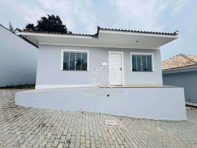 Casa com 2 dormitórios à venda, 68 m² por R$ 225.000,00 - Hospício - Araruama/RJ