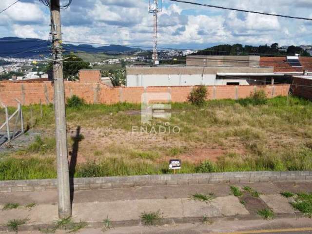 Lote plano Manacas Poços de Caldas