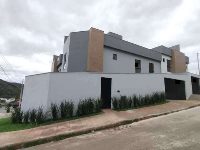 Casa com 3 quartos à venda na Rua Beatriz Fontes Cavalieri Masson, Francisco Bernardino, Juiz de Fora, 100 m2 por R$ 550.000