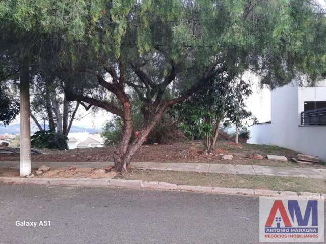 Terreno à venda no Loteamento Caminhos San Conrado