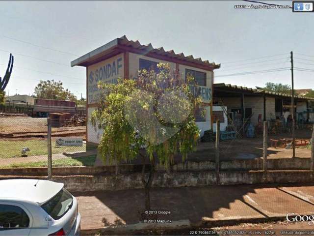 Galpão à venda ou para locação em Jardim Santa Lúcia - SP