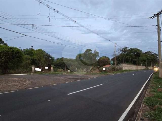 Terreno à venda em Chácara Velosa - SP