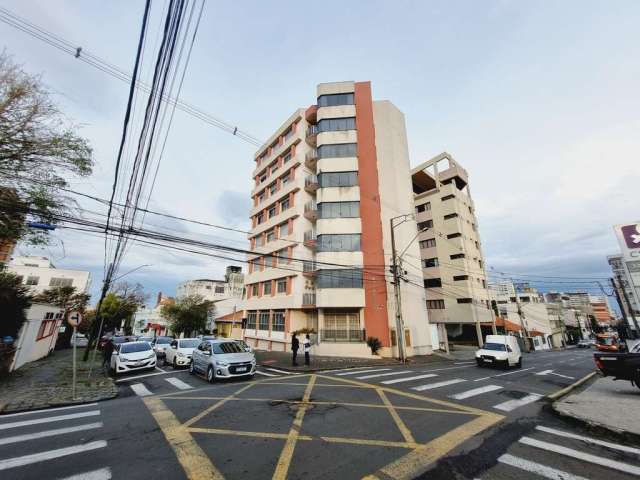 Apartamento à venda, 3 quartos, 1 suíte, 2 vagas, Centro - Ponta Grossa/PR