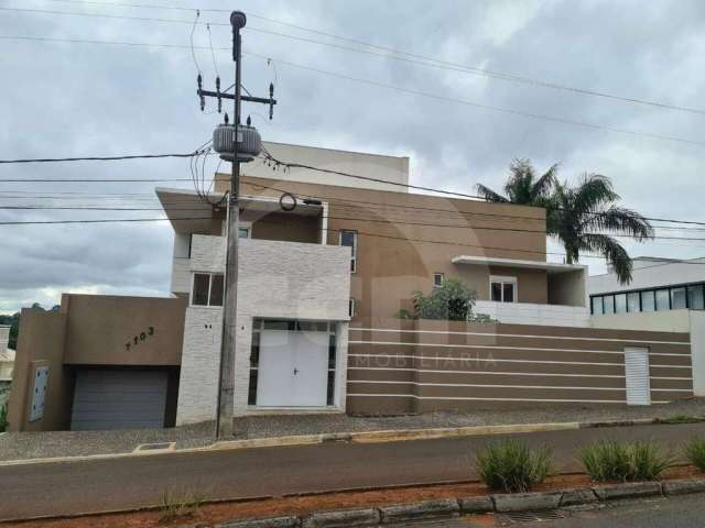 Sobrado à venda, 3 quartos, 3 suítes, 3 vagas, Estrela - Ponta Grossa/PR