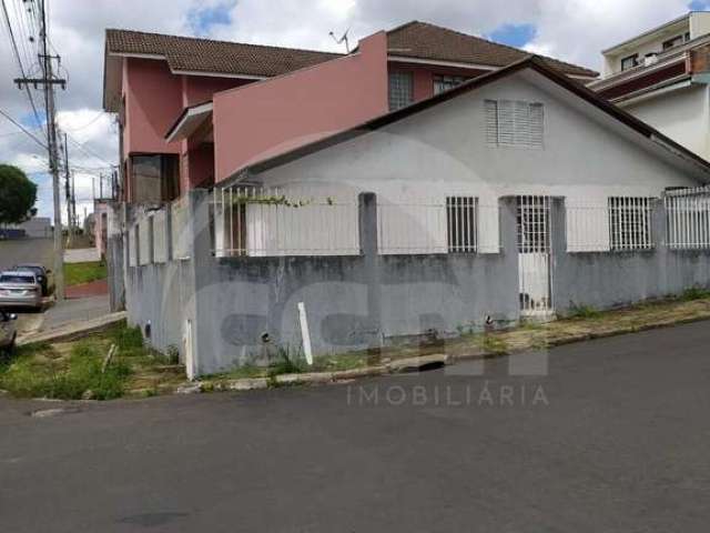 Casa à venda, 3 quartos, 2 vagas, Centro - Ponta Grossa/PR