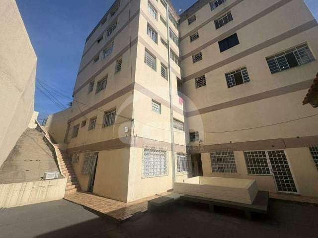 Apartamento com 2 quartos para locação no Bairro Centro