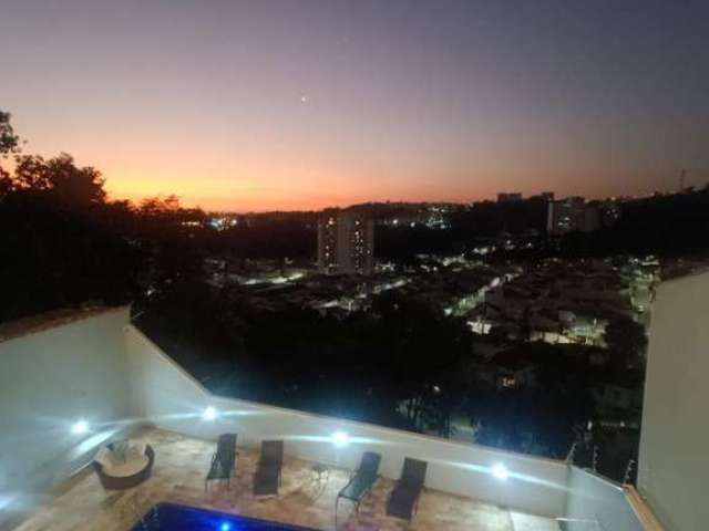 Casa a venda no Jardim da Fonte, com linda vista panorâmica e lazer.