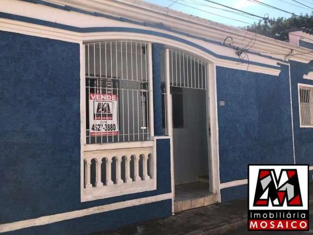 Casa térrea com 02 dormitórios, ao lado Hospital Paulo Sacramento