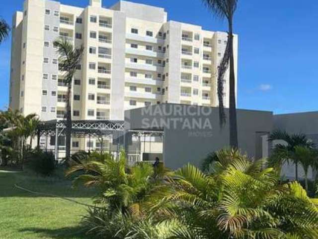 Apartamento 2/4, sendo 1 suíte, proximo à praia em condomíni