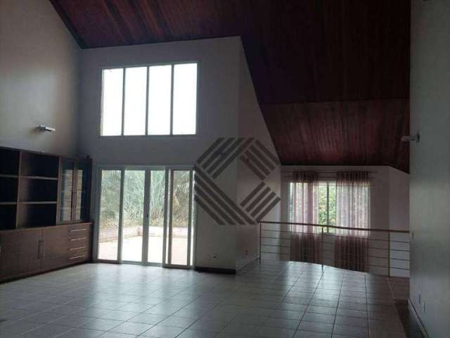 Lindo sobrado com 3 suítes, sendo 1 master com closet à venda, 350 m² por R$ 2.000.000 - Condomínio Vivendas do Lago - Sorocaba/SP