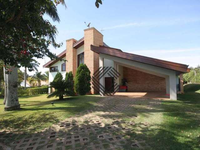 Casa térrea 3 quartos em terreno de 2173 m² no Condomínio Vale do Lago e a 6 km da Castelo Branco - Sorocaba/SP