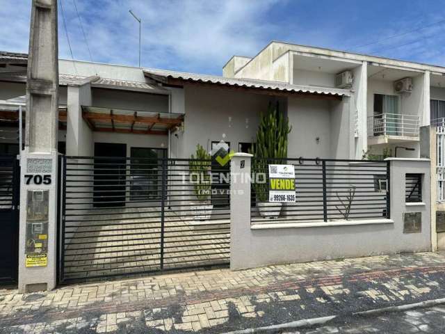 Casa com 3 quartos à venda na 4300 (santa Inês), 705, Itacolomi, Balneário Piçarras por R$ 570.000