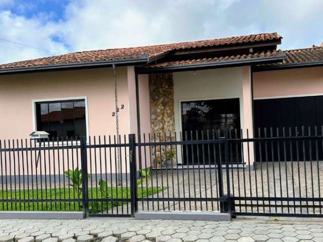 Otima casa alto padrão no centro de barra velha