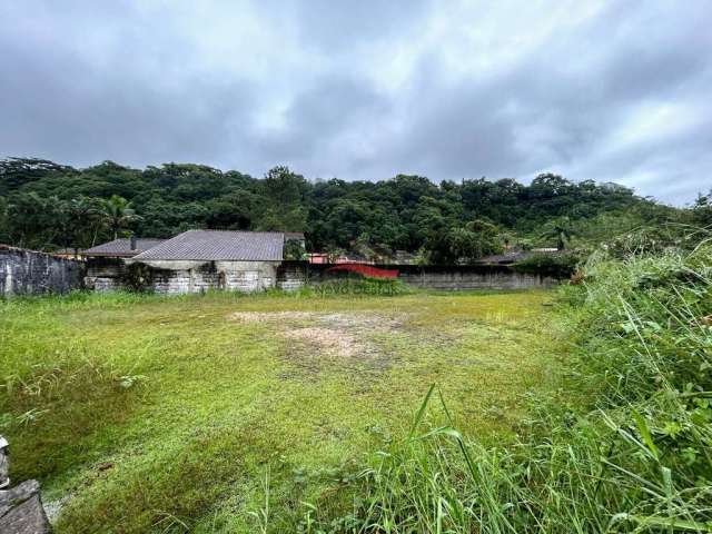 Ótimo Terreno murado e aterrado à venda, 200 metros da praia da Cocanha, escritura definitiva Caraguatatuba, SP