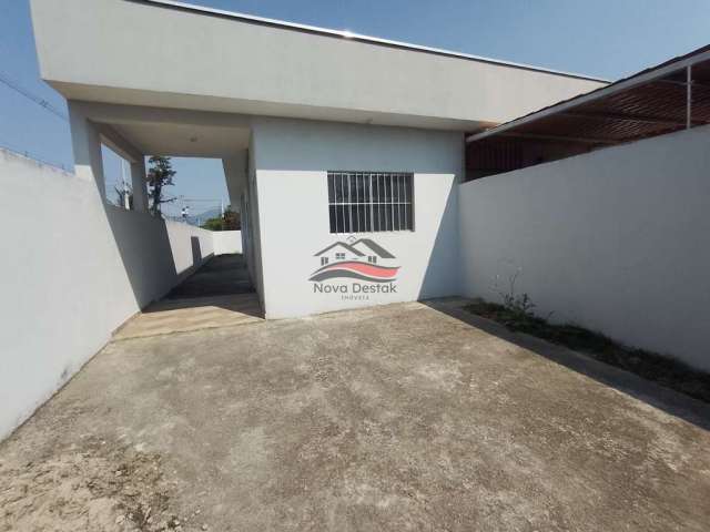 Casa com dois dormitórios Golfinho Caraguatatuba-SP