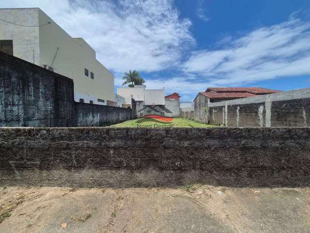 Vende-se Terreno na Avenida principal do Bairro Pontal Santa Marina em Caraguatatuba - 360m²