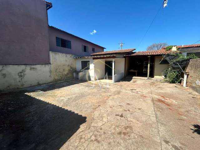 Casa à Venda Próximo ao Matão em Sumaré-SP.